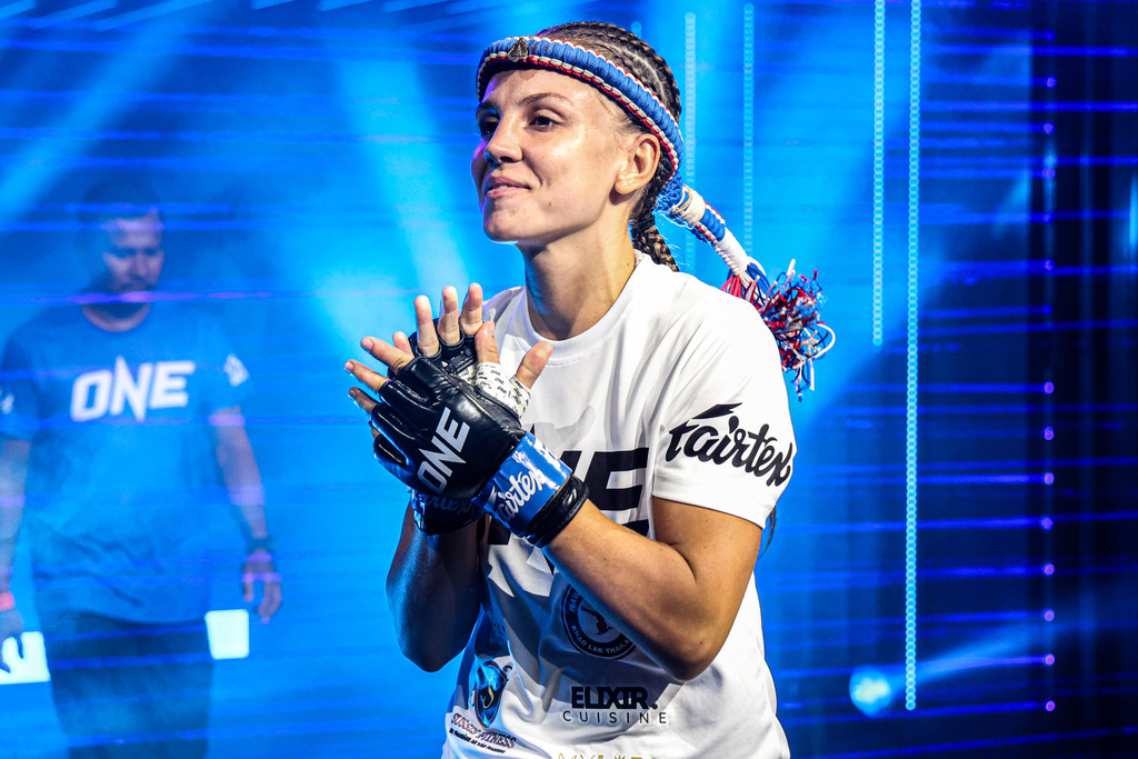 Vanessa Romanowski walking out under the ONE Championship lights